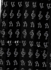 MUSIC NOTES  SCARF  BLACK